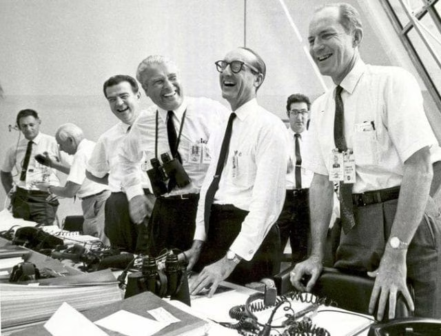 nasaengineers-e1461393745444