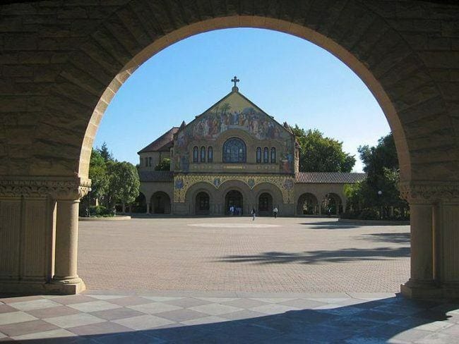 800px-stanford_university_quad_memorial_church-1