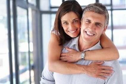 older-man-younger-woman-dating